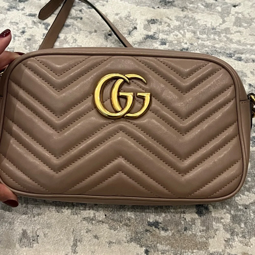 Gucci GG Marmont Small handbag - Picture 3 of 16